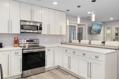 Casa en venta en Sarasota, Florida, 3 dormitorios, 120.77 m2 № 2387732 - foto 11