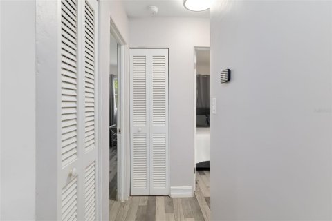 Casa en venta en Sarasota, Florida, 3 dormitorios, 120.77 m2 № 2387732 - foto 21