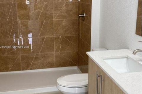 Снять в аренду виллу или дом в Флорида-Сити, Флорида 5 спален, 176.7м2, № 2034491 - фото 15