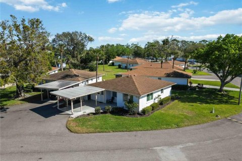 Casa en venta en Bradenton, Florida, 2 dormitorios, 95.5 m2 № 1734151 - foto 27