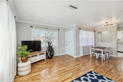 Casa en venta en Bradenton, Florida, 2 dormitorios, 95.5 m2 № 1734151 - foto 9