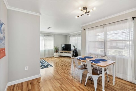 Casa en venta en Bradenton, Florida, 2 dormitorios, 95.5 m2 № 1734151 - foto 5