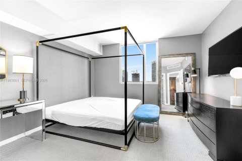 Condo in Miami, Florida, 2 bedrooms  № 2023960 - photo 14