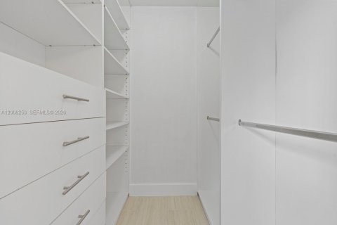 Купить кондоминиум в Майами, Флорида 2 спальни, 84.26м2, № 2090160 - фото 27