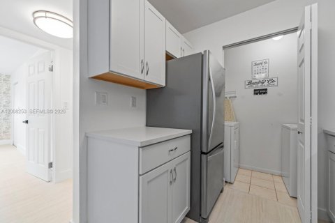 Купить кондоминиум в Майами, Флорида 2 спальни, 84.26м2, № 2090160 - фото 10