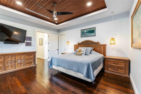 House in Longboat Key, Florida 6 bedrooms, 595.32 sq.m. № 2110979 - photo 29