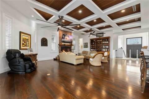 House in Longboat Key, Florida 6 bedrooms, 595.32 sq.m. № 2110979 - photo 14