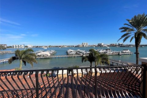Condominio en alquiler en Clearwater, Florida, 3 dormitorios, 193.89 m2 № 2117922 - foto 27