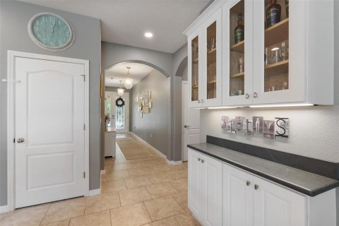 House in New Smyrna Beach, Florida 4 bedrooms, 224.82 sq.m. № 1662205 - photo 8