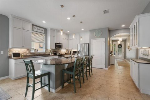 House in New Smyrna Beach, Florida 4 bedrooms, 224.82 sq.m. № 1662205 - photo 9