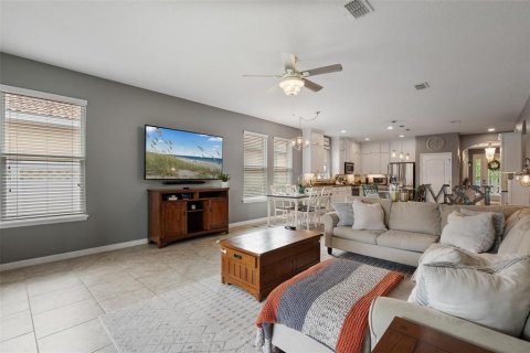 House in New Smyrna Beach, Florida 4 bedrooms, 224.82 sq.m. № 1662205 - photo 20