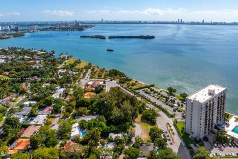Terreno en venta en Miami, Florida № 2037378 - foto 6