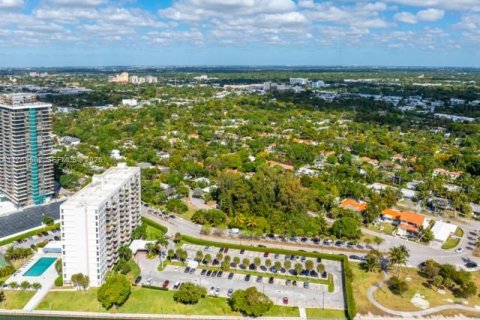 Terreno en venta en Miami, Florida № 2037378 - foto 5