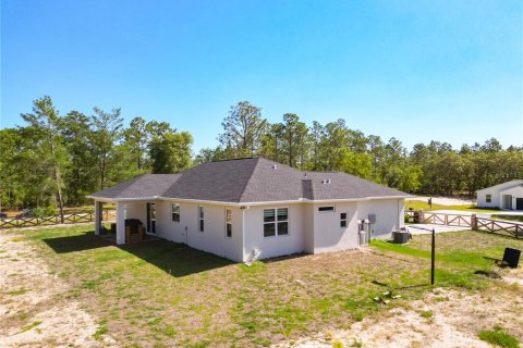 House in Dunnellon, Florida 3 bedrooms, 163.88 sq.m. № 2236944 - photo 30