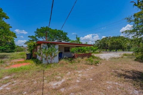 House in Riverview, Florida 2 bedrooms, 90.58 sq.m. № 2201083 - photo 16