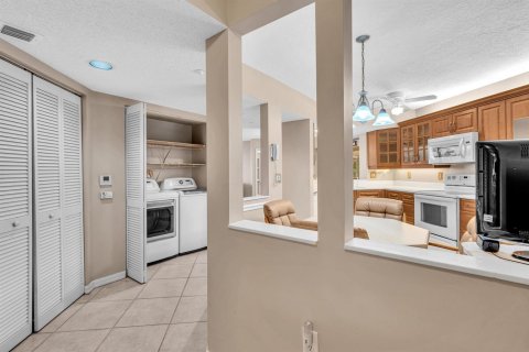 Copropriété à vendre à Tamarac, Floride: 2 chambres, 136.47 m2 № 2083263 - photo 7