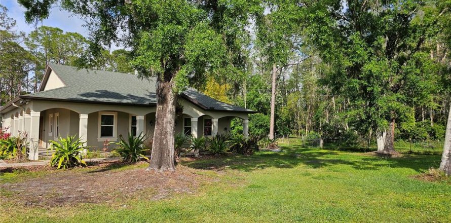 Casa en Tarpon Springs, Florida 2 dormitorios, 149.02 m2 № 1625402