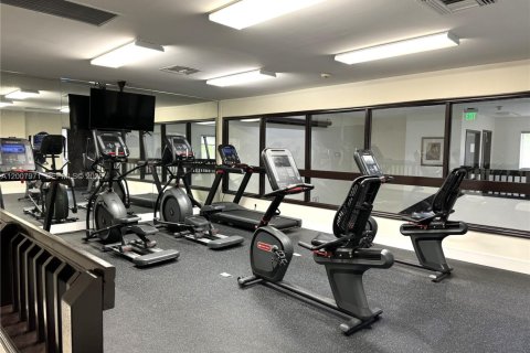 Снять в аренду кондоминиум в Майами, Флорида 2 спальни, 99.87м2, № 2072354 - фото 25