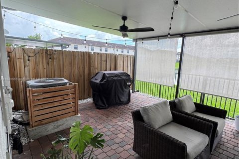House in Homestead, Florida 3 bedrooms, 161.65 sq.m. № 1830412 - photo 21