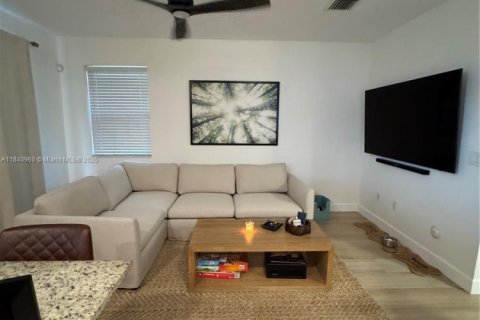 House in Homestead, Florida 3 bedrooms, 161.65 sq.m. № 1830412 - photo 3