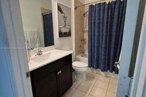 House in Homestead, Florida 3 bedrooms, 161.65 sq.m. № 1830412 - photo 17