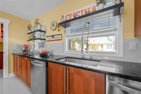 Casa en venta en Longboat Key, Florida, 6 dormitorios, 434.41 m2 № 2259450 - foto 22