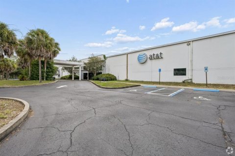 Commercial property in Ocala, Florida 9531.77 sq.m. № 2364093