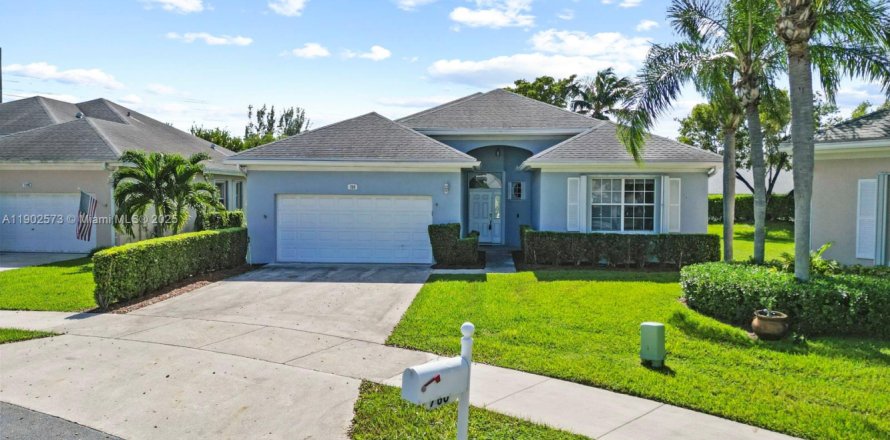 Casa en Homestead, Florida 4 dormitorios, 220.64 m2 № 1953968