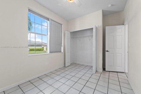 Casa en venta en Homestead, Florida, 4 dormitorios, 220.64 m2 № 1953968 - foto 25