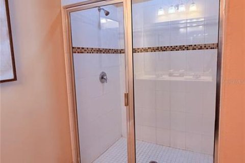 Casa en venta en Davenport, Florida, 6 dormitorios, 275.27 m2 № 2422819 - foto 16