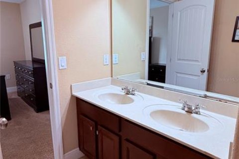 Casa en venta en Davenport, Florida, 6 dormitorios, 275.27 m2 № 2422819 - foto 26