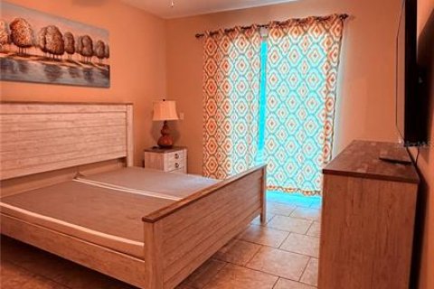Casa en venta en Davenport, Florida, 6 dormitorios, 275.27 m2 № 2422819 - foto 11