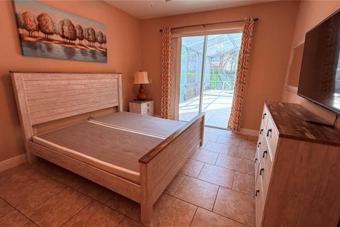 Casa en venta en Davenport, Florida, 6 dormitorios, 275.27 m2 № 2422819 - foto 12