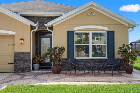 Villa ou maison à louer à Wesley Chapel, Floride: 4 chambres, 171.5 m2 № 2394341 - photo 2