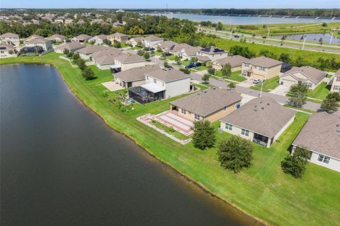 Villa ou maison à louer à Wesley Chapel, Floride: 4 chambres, 171.5 m2 № 2394341 - photo 13