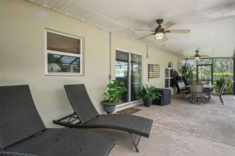 Villa ou maison à vendre à Spring Hill, Floride: 4 chambres, 262.63 m2 № 2203715 - photo 7