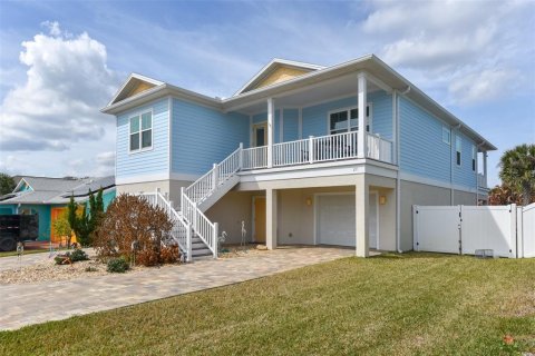 House in Flagler Beach, Florida 3 bedrooms, 176.79 sq.m. № 2213662 - photo 4