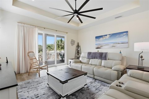 House in Flagler Beach, Florida 3 bedrooms, 176.79 sq.m. № 2213662 - photo 23
