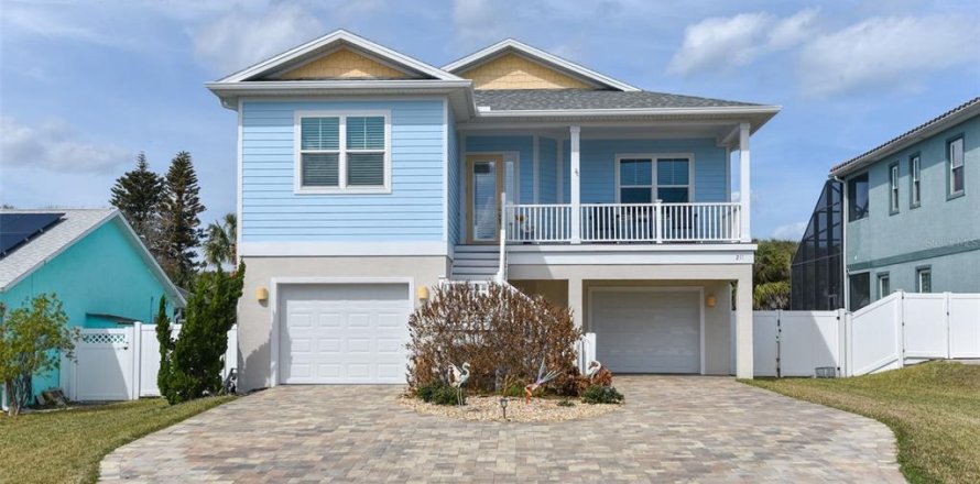 House in Flagler Beach, Florida 3 bedrooms, 176.79 sq.m. № 2213662