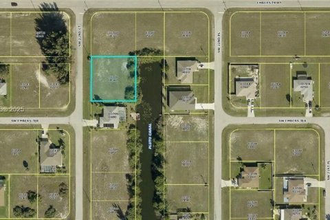 Terreno en venta en Cape Coral, Florida № 1938489 - foto 3