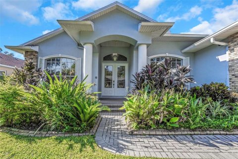 House in Valrico, Florida 4 bedrooms, 243.22 sq.m. № 1376640 - photo 9