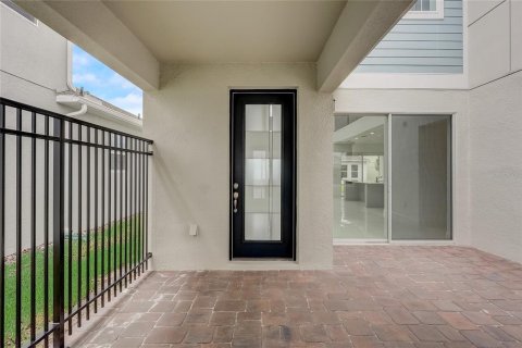 Casa en venta en Orlando, Florida, 4 dormitorios, 337.24 m2 № 1680120 - foto 9
