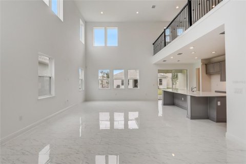 Casa en venta en Orlando, Florida, 4 dormitorios, 337.24 m2 № 1680120 - foto 13