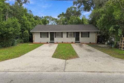 Commercial property in Tampa, Florida 6 bedrooms, 159.33 sq.m. № 2383868 - photo 29