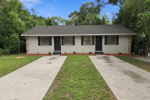 Commercial property in Tampa, Florida 6 bedrooms, 159.33 sq.m. № 2383868 - photo 30