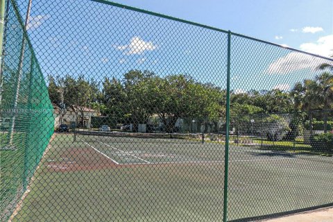 Copropriété à vendre à Sunrise, Floride: 2 chambres, 87.7 m2 № 1934217 - photo 23