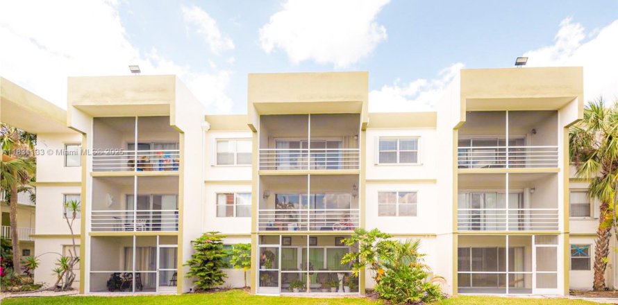 Condo à Sunrise, Floride, 2 chambres № 1934217