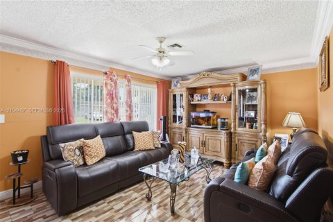 Купить виллу или дом в Санрайз, Флорида 3 спальни, 96.62м2, № 2412510 - фото 4