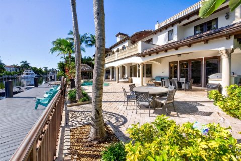 Villa ou maison à vendre à Fort Lauderdale, Floride: 7 chambres, 639.45 m2 № 2439286 - photo 5