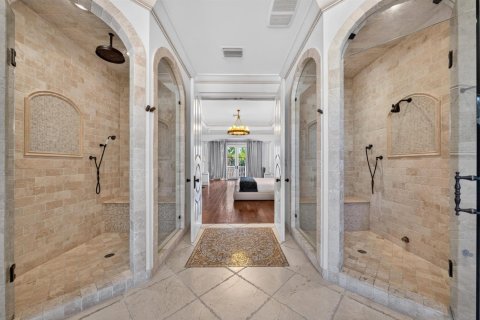 Villa ou maison à vendre à Fort Lauderdale, Floride: 7 chambres, 639.45 m2 № 2439286 - photo 16